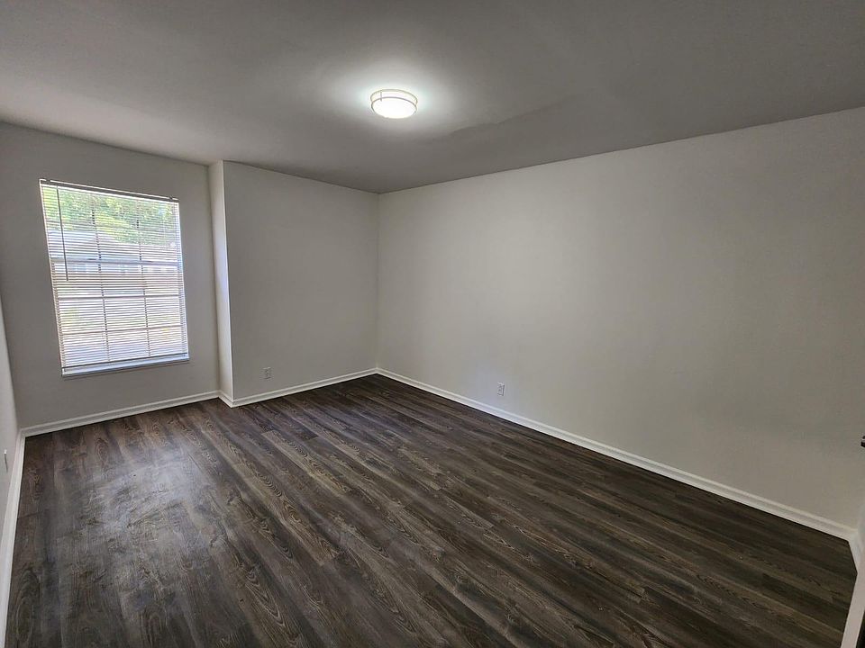 8455 Lowell Ave, Overland Park, KS 66212 Zillow