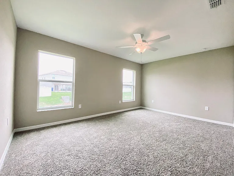 223 Hibiscus St — Photo 8