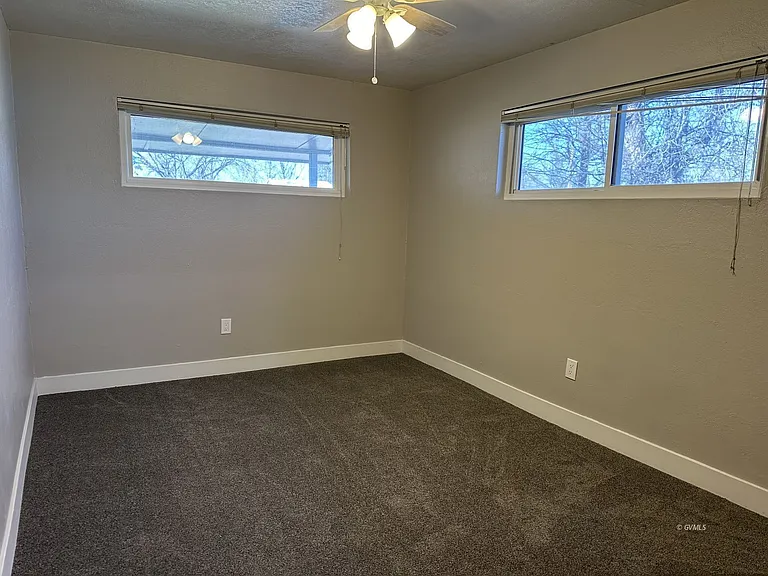 2883 N Bigler Ave — Photo 18