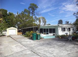 3061 Lunar St, Naples, FL 34112