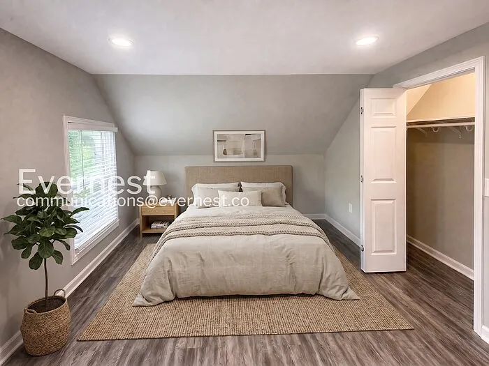 239 Jeffery Dr — Photo 16