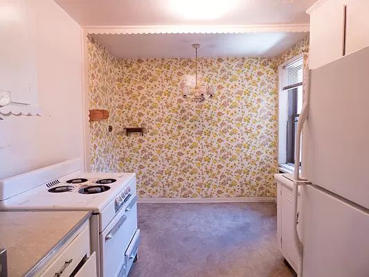 4th image of 2171 Bragg St APT 4D