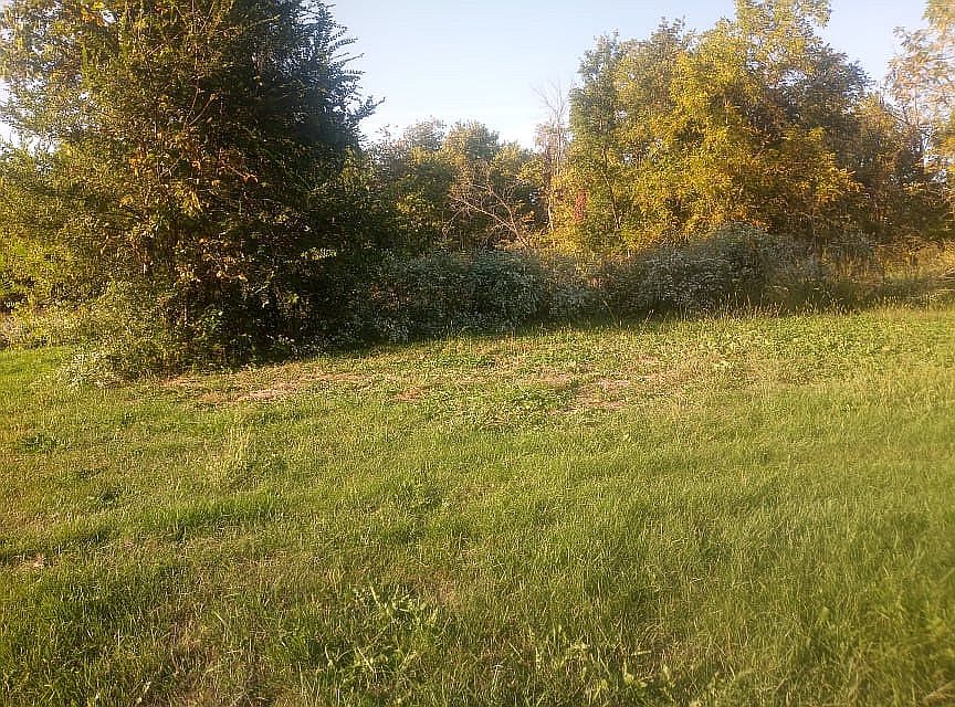 2nd image of 601 Water St