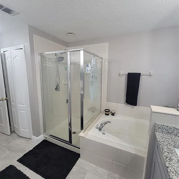 13716 Hidden Forest Cir — Photo 6