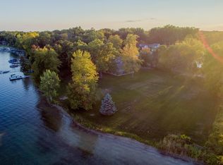 9511 Woodlawn Dr, Portage, MI 49002
