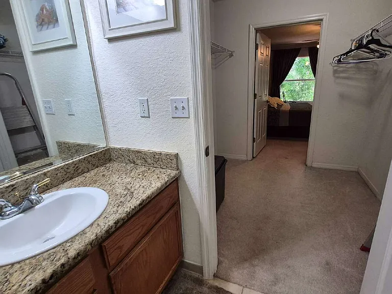 4600 E Moody Blvd #8M — Photo 10