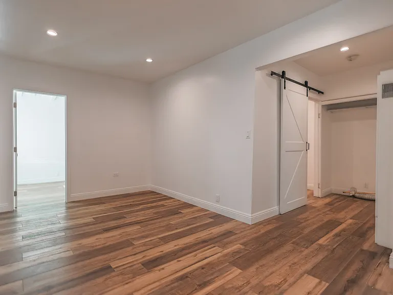 923 1/2 N Stanley Ave #923-1/2 — Photo 17