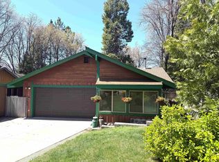 707 Everitt Memorial Hwy, Mount Shasta, CA 96067