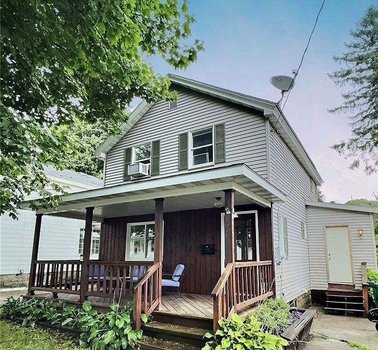 1st image of 185 Duer St