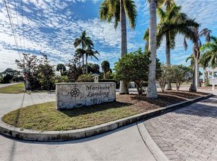 6740 Portside Ln, Englewood, FL 34223