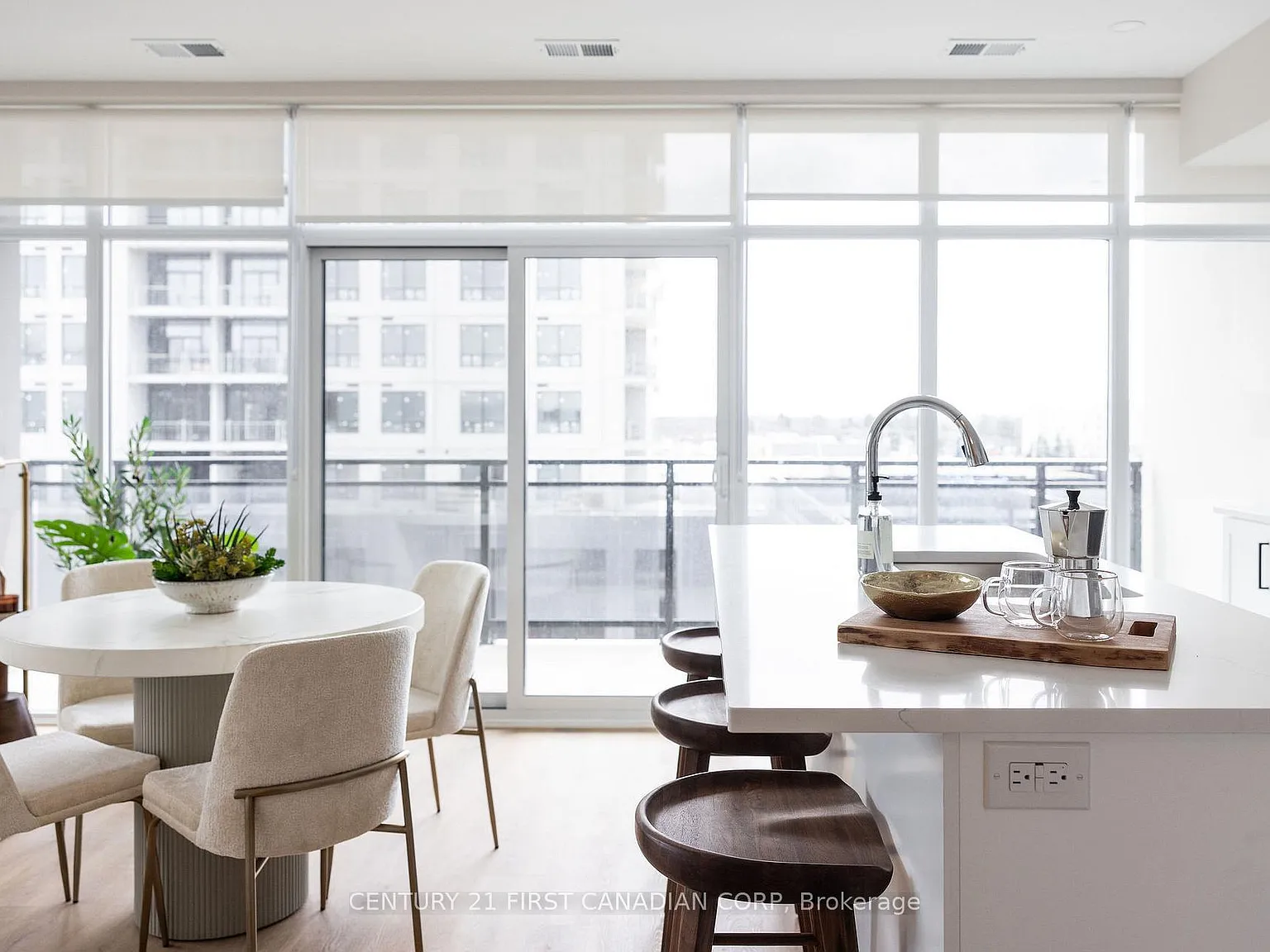 2 bed, $2,920 — Photo 3