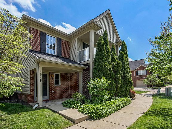 4th image of 4049 Berkeley Ave #25