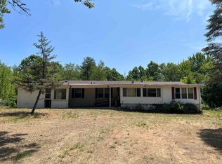 W1914 Amherst Dr, Lyndon Station, WI 53944
