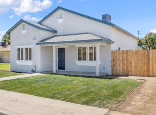 317 O St, Sanger, CA 93657