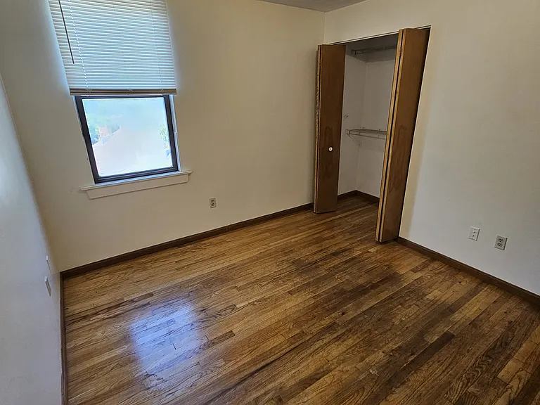 41 Brooks St #8 — Photo 11