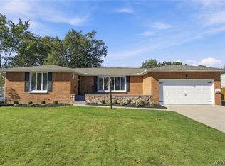 105 Culpepper Rd, Buffalo, NY 14221