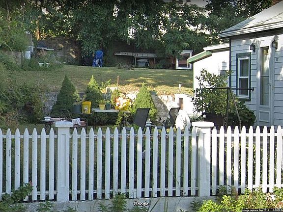 Side yard from street
