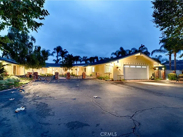 1517 Macadamia Dr, Fallbrook, CA 92028