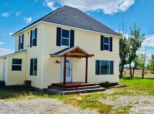 1044 W Taber Rd, Blackfoot, ID 83221