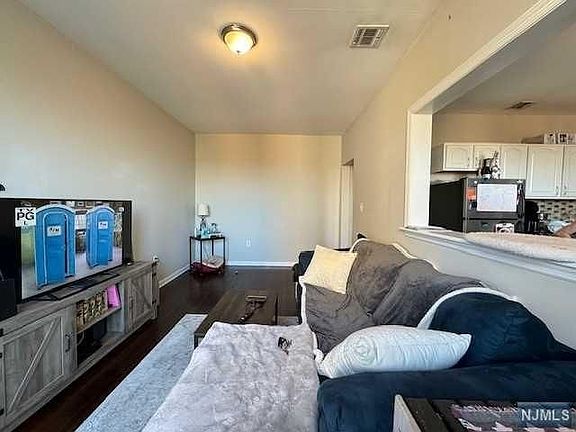 5th image of 114-116 Washington Ave APT 6