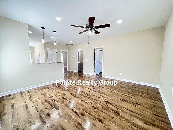 3rd image of 150 Elm Hill Drive South S