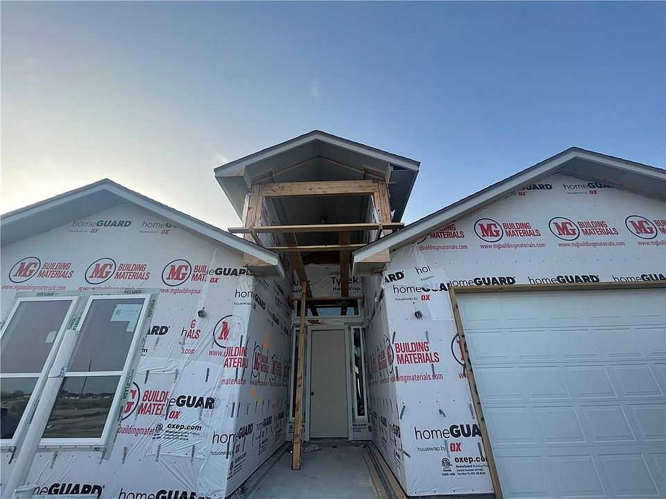 1st image of 4105 Azali Dr