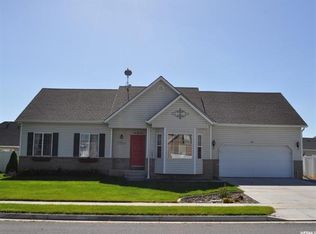 904 S 740th St W, Lehi, UT 84043