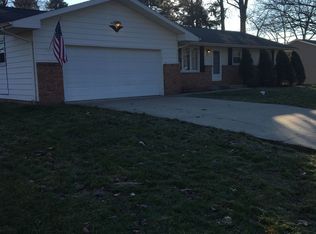 24472 Rolling Oak Dr, South Bend, IN 46628