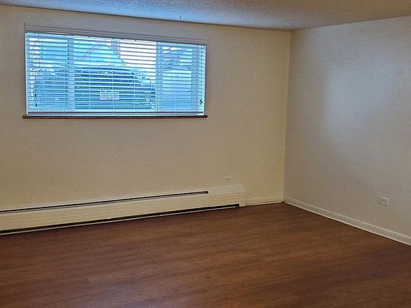 4th image of 1590 Xavier St #104