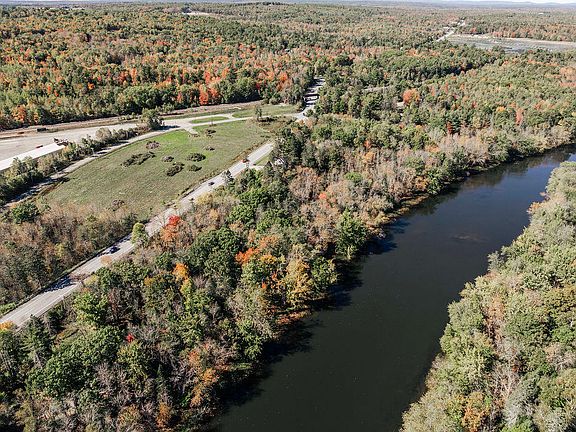 3rd image of 2485 Broadway