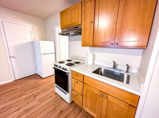 Greenlake Flats, Seattle, WA 98103