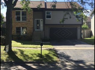 1106 Buttonwood Dr, Westmont, IL 60559