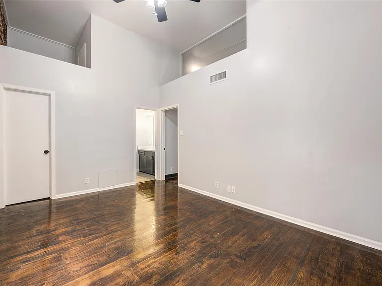 213 Tremont St #2 — Photo 11