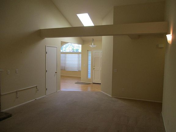 5th image of 1601 39th Street Ct NW