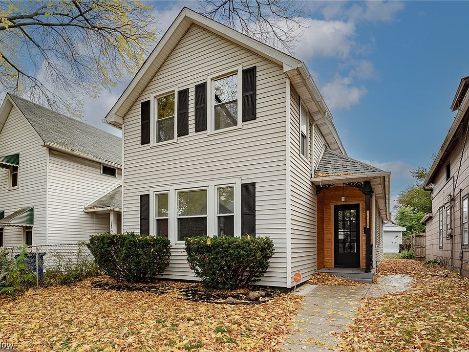 1st image of 1785 W 50th St