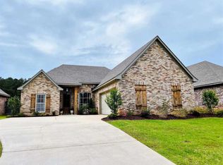 240 Stonebridge Blvd, Brandon, MS 39042