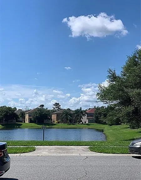 Myakka Crown Dr — Photo 3