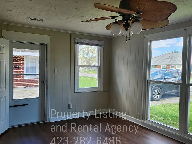 322 Cherokee Village Dr — Photo 6