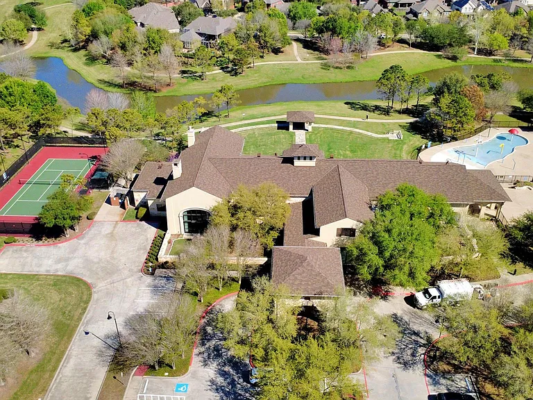 17307 Pentland Ct — Photo 38