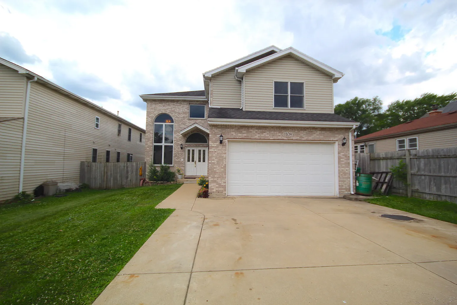 1108 N Princeton Ave photo 1