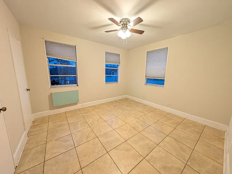 LAGARDE APARTMENTS — Photo 7