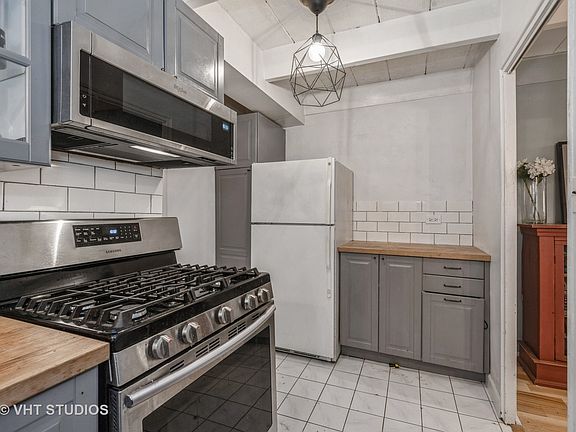 4th image of 1862 Sherman Ave APT 1SE