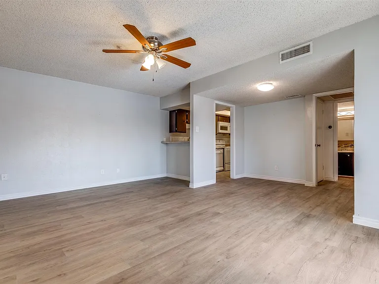 12818 Midway Rd #2068 — Photo 9