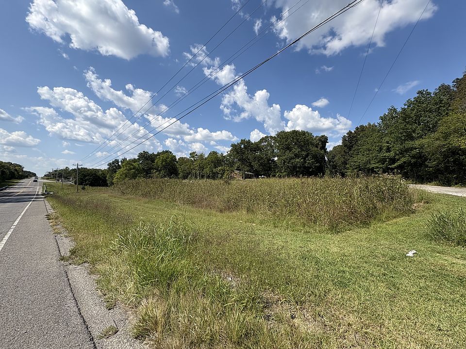 1st image of 1946 Fayetteville Hwy
