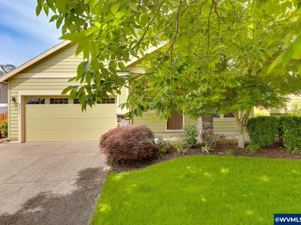 14591 River Birch Pl, Oregon City, OR 97045