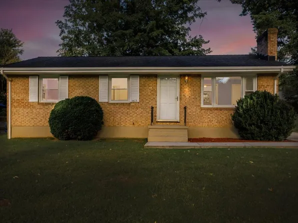 5415 Palm Valley Rd, Roanoke, VA 24019