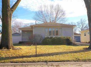 180 39th Ave, East Moline, IL 61244