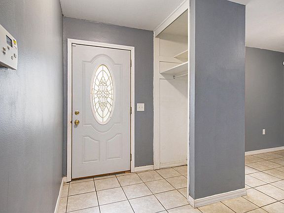 4th image of 5 Cinderella Cir