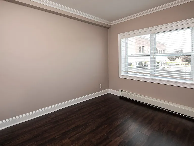 30 Euclid Ave — Photo 35