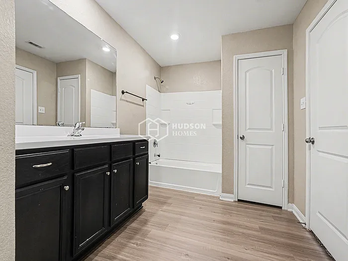 23022 Bellini Dr — Photo 13